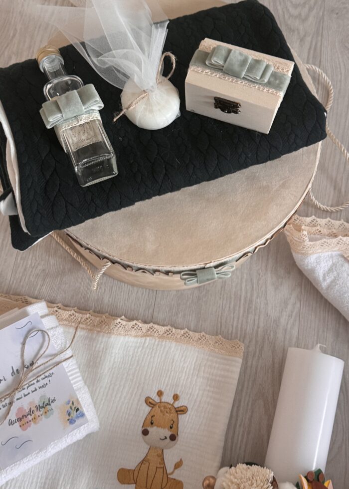 Trusou de botez Safari - imagine 2