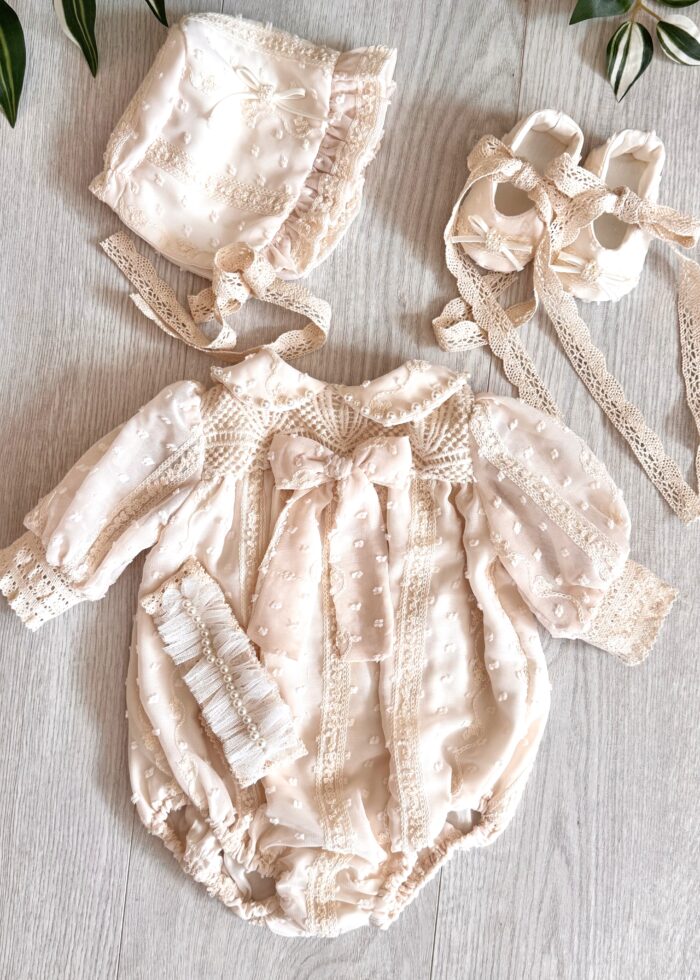 Set Amalia